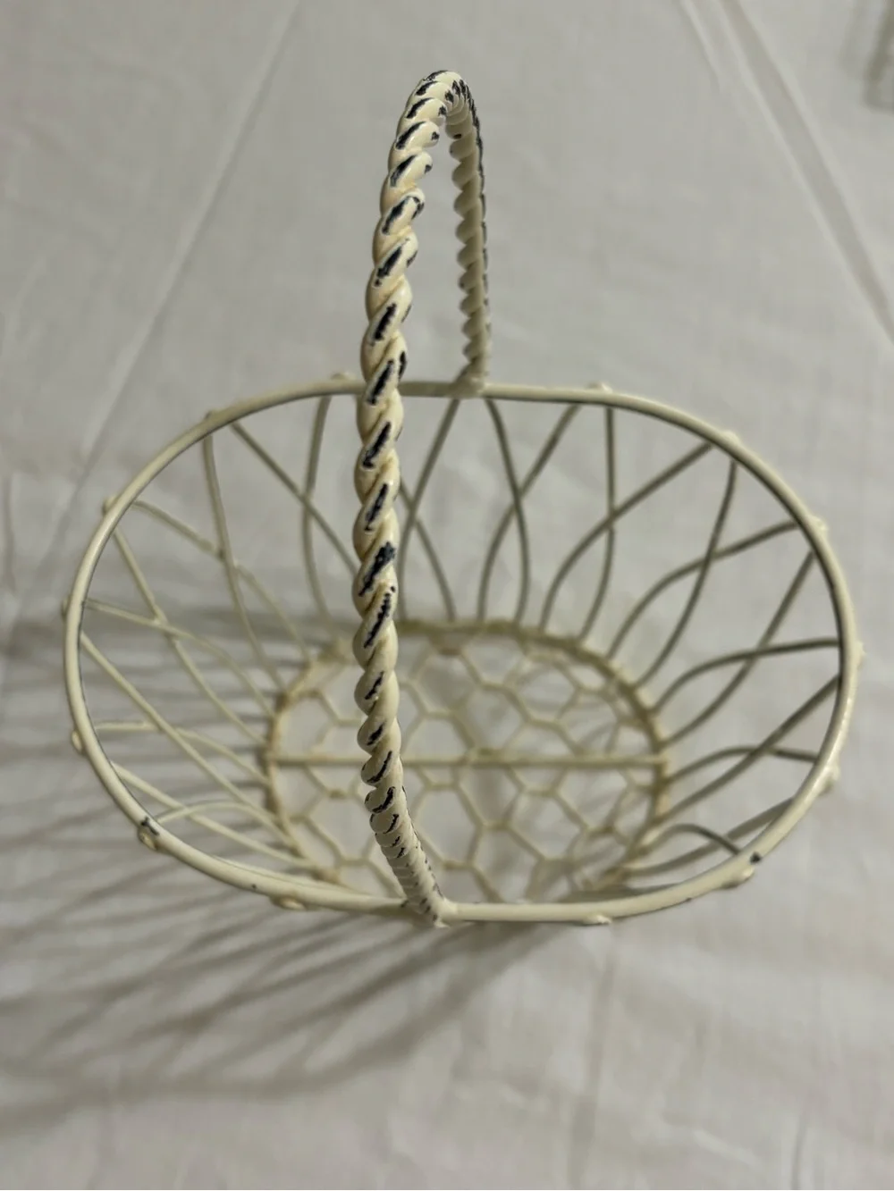 White Wire Decorative Basket with Handle - Home Accents